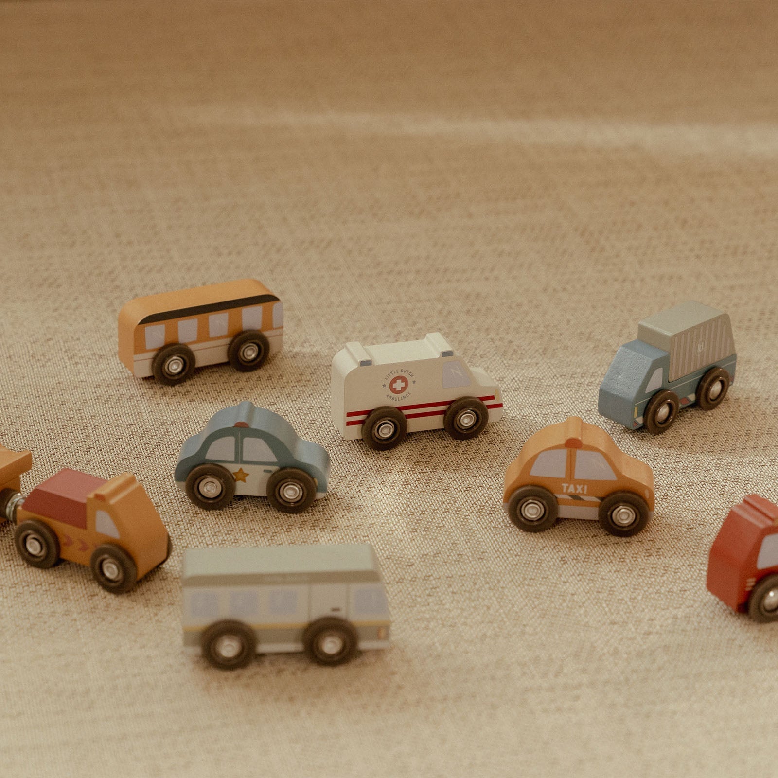 Little Dutch Vehicle Set